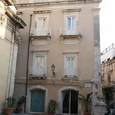 فندق مبيت وإفطار La Via Della Giudecca