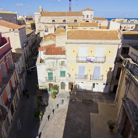 فندق مبيت وإفطار La Via Della Giudecca سيراكوزا