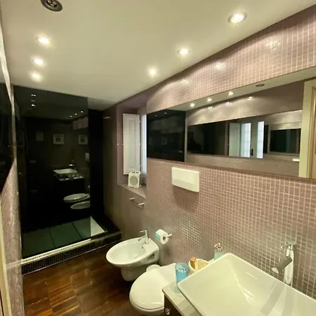 فندق مبيت وإفطار La Via Della Giudecca 3*
